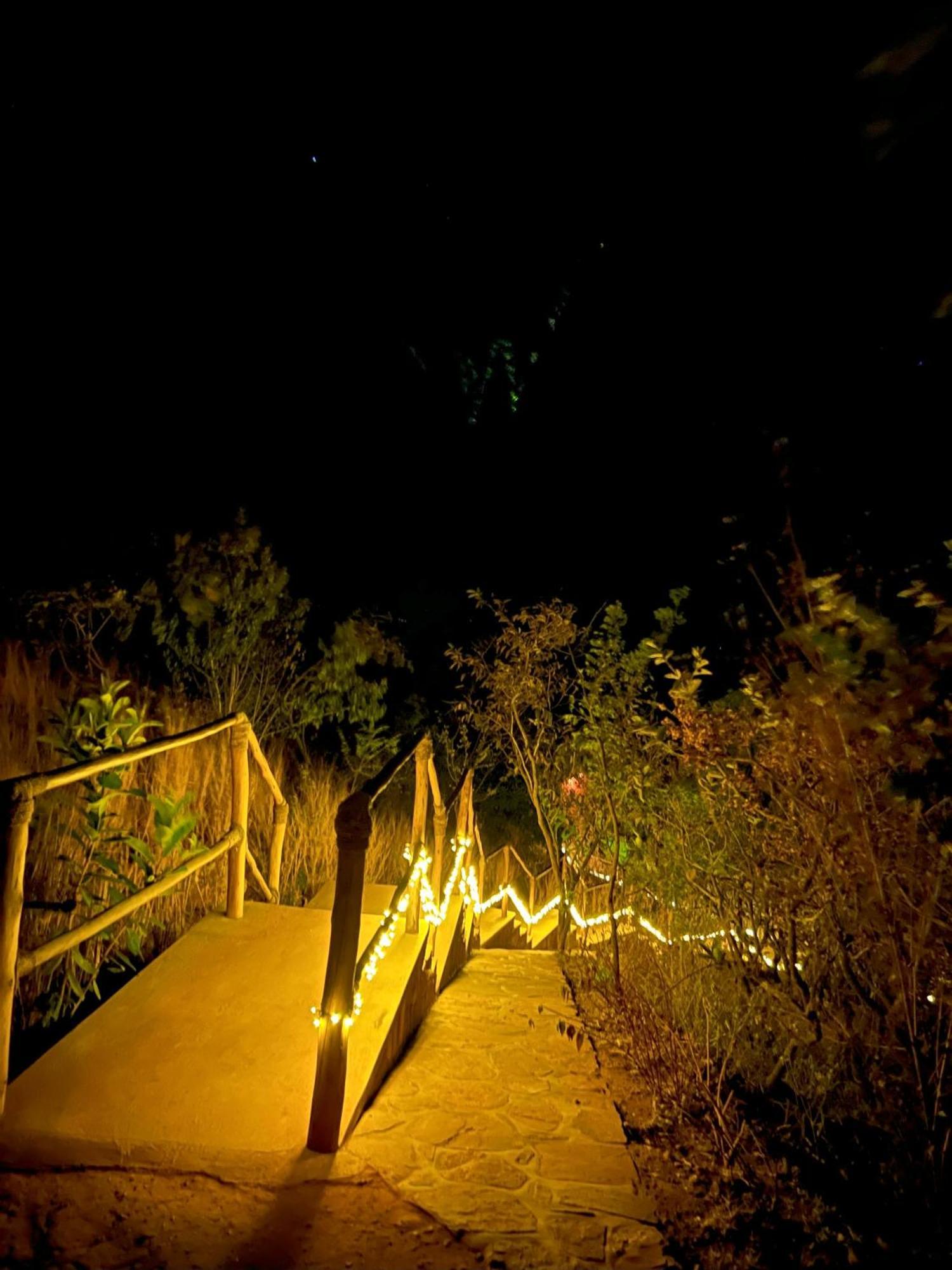 Akagera Ihema Lodges エクステリア 写真